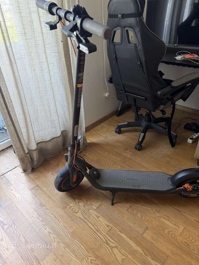 Ninebot F40i