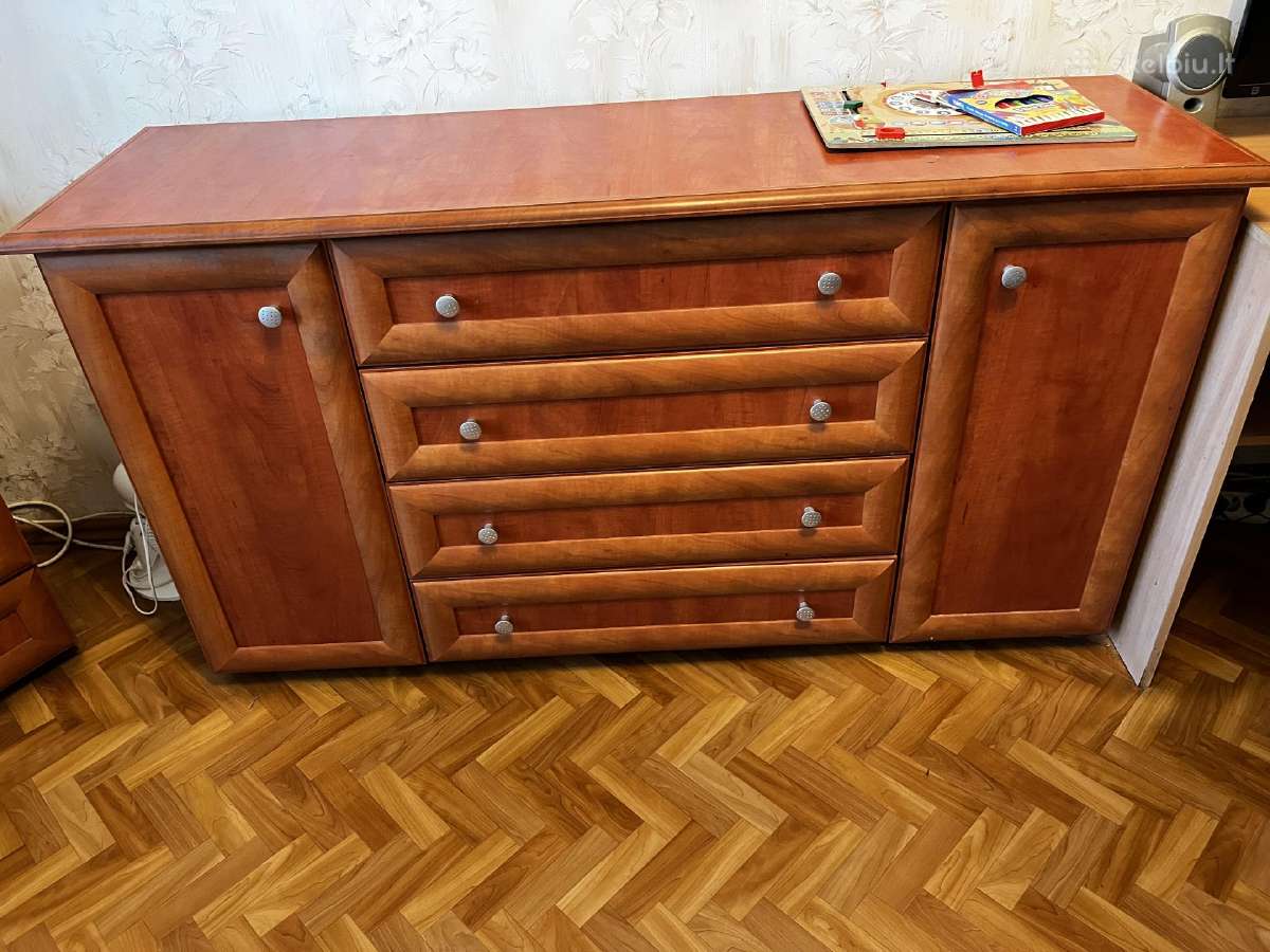 Komoda 10 Eur