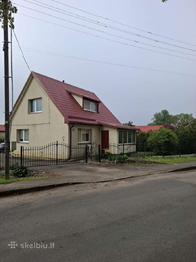 Parduodamas Jaukus Namas Gruzdžių Miestelio Centre