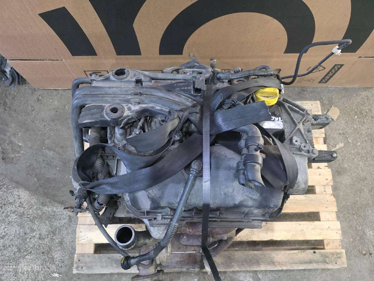 Renault Master II variklis dyzelinas 2500 cm³ 84kw - nuotraukos Nr. 5