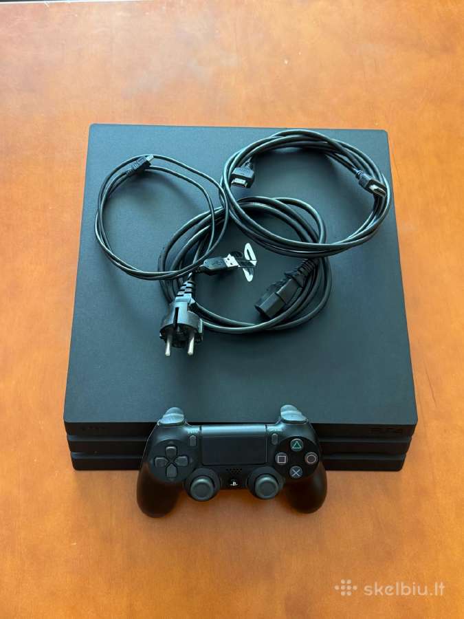 Ps4 Pro Model cuh7016b