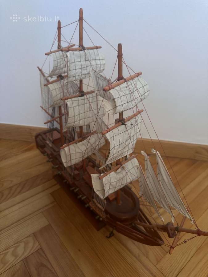 Medinis burlaivis - nuotraukos Nr. 7