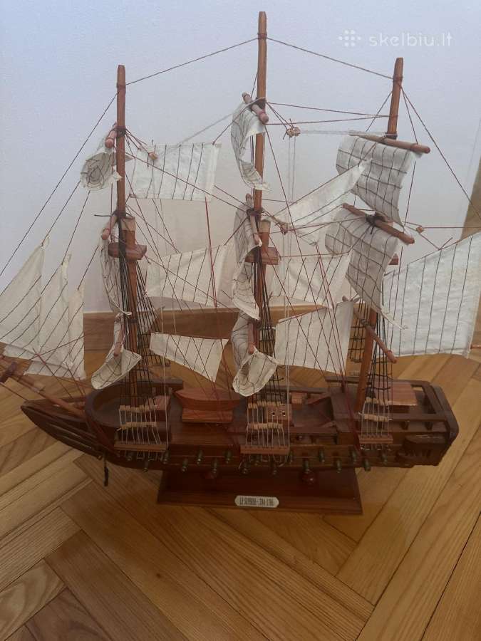 Medinis burlaivis - nuotraukos Nr. 11