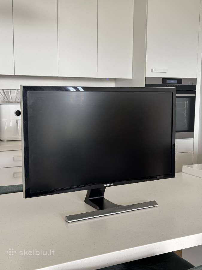 4k Darbo Monitorius
