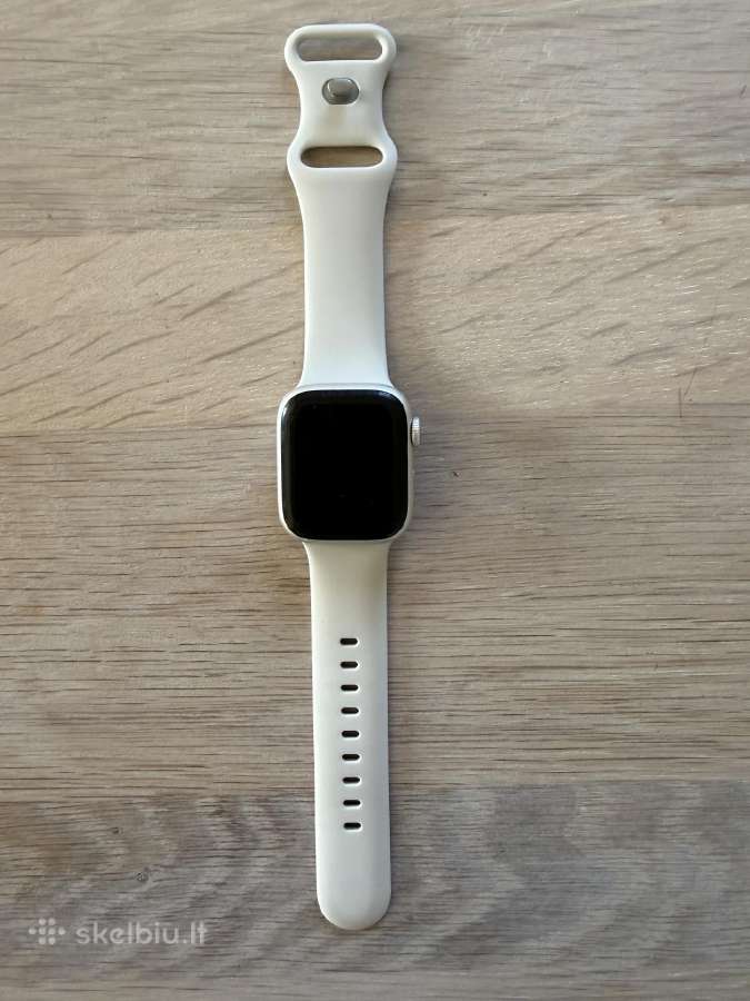 Parduodamas Apple Watch Series 8