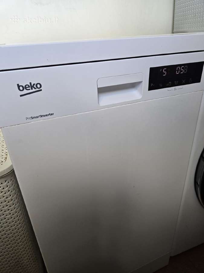 Laisvai pastatoma Beko indaplovė