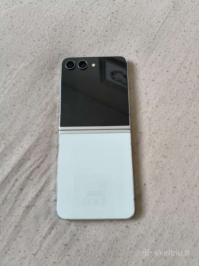 Samsung galaxy z flip5