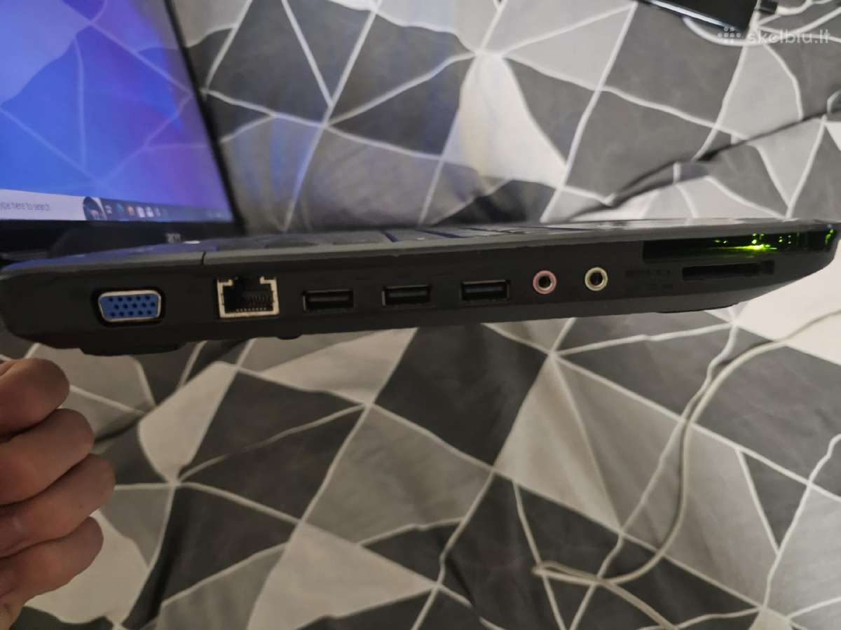 Acer aspire 5735z - nuotraukos Nr. 4