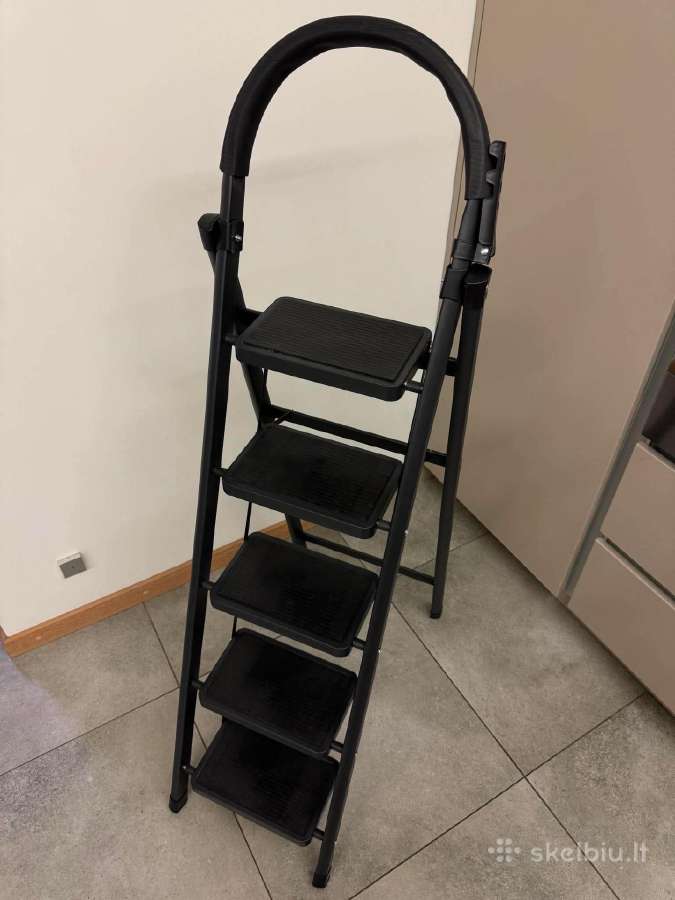 Patvarios ir stabilios sulankstomos kopėčios