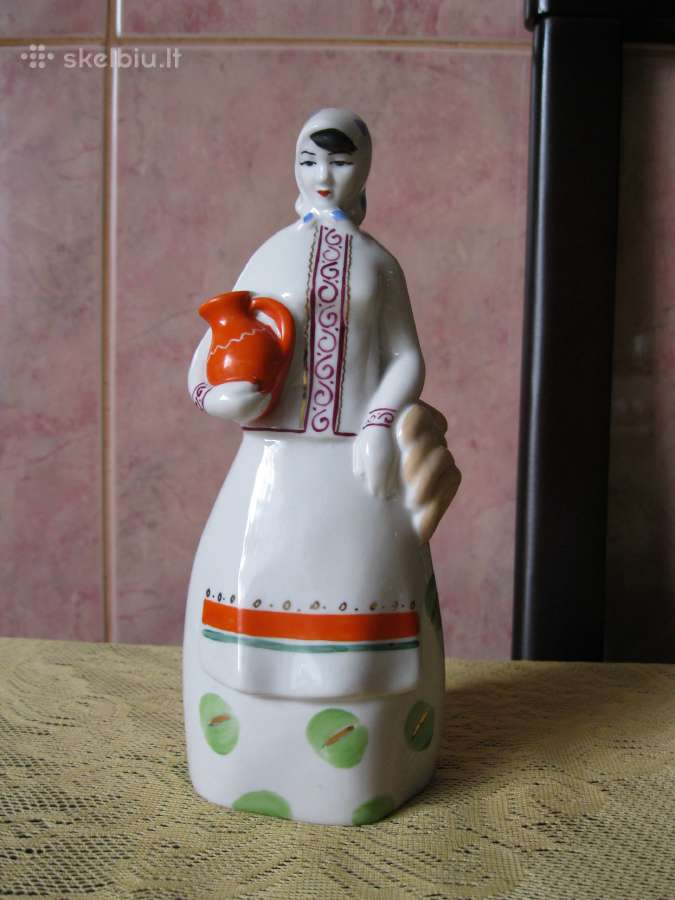 Porceliano Statulele - Sovietmecio Palikimas. Gero