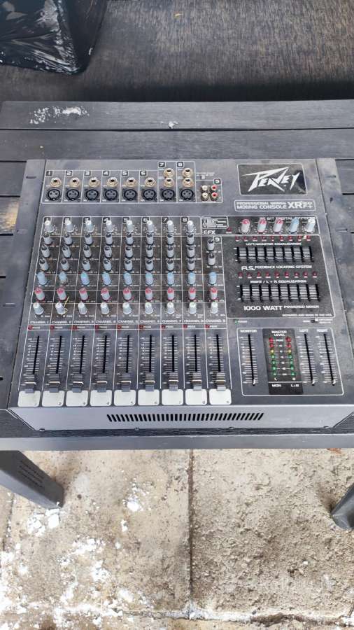 Peavey mikšeris ir Proel kolonėlės