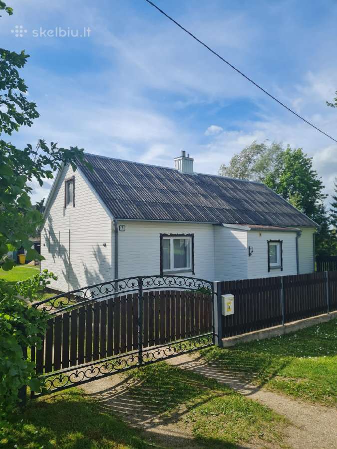 Parduodama sodyba