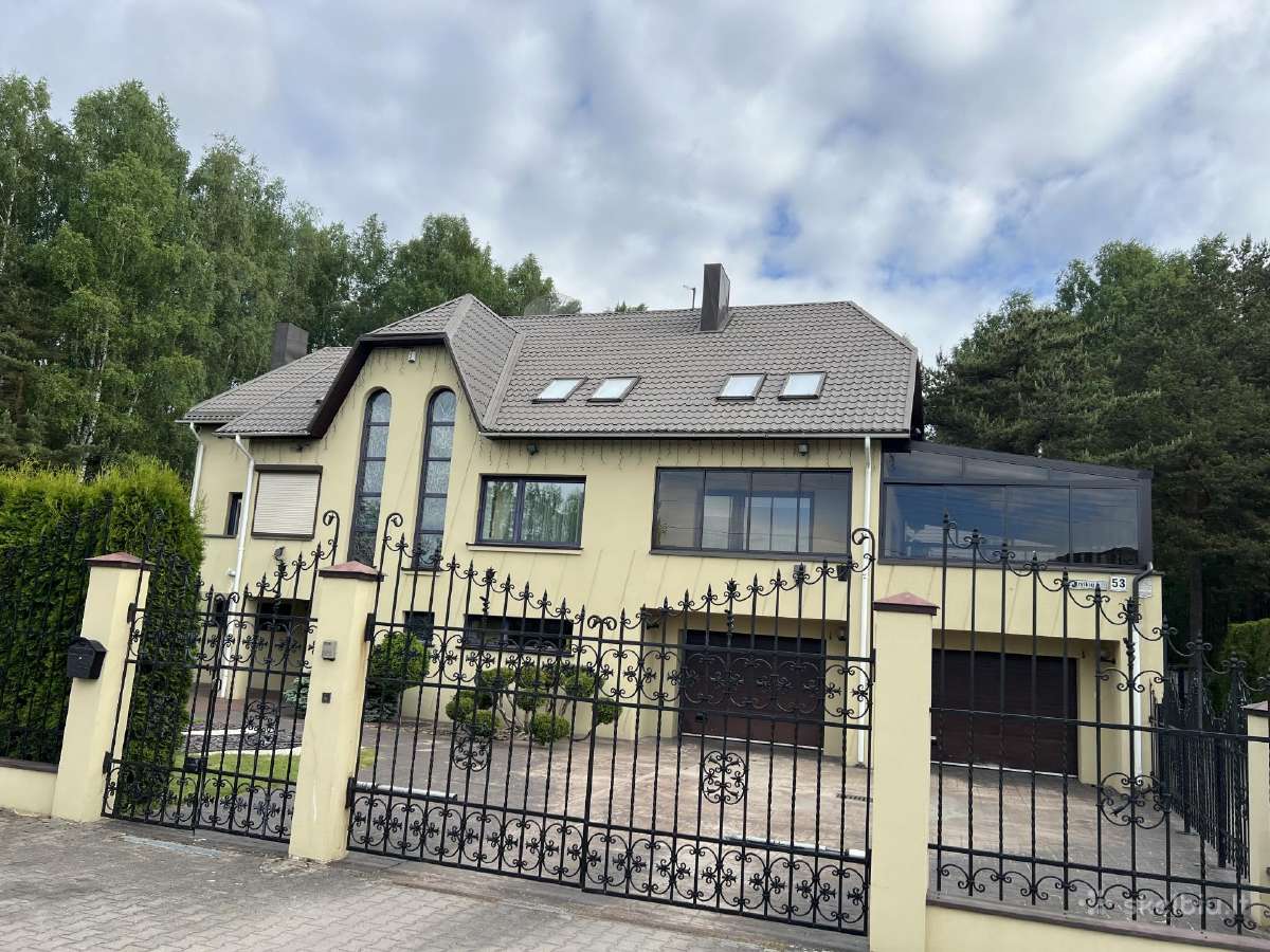 Išskirtinis Prabangiai Įrengtas Namas Mažeikiuose