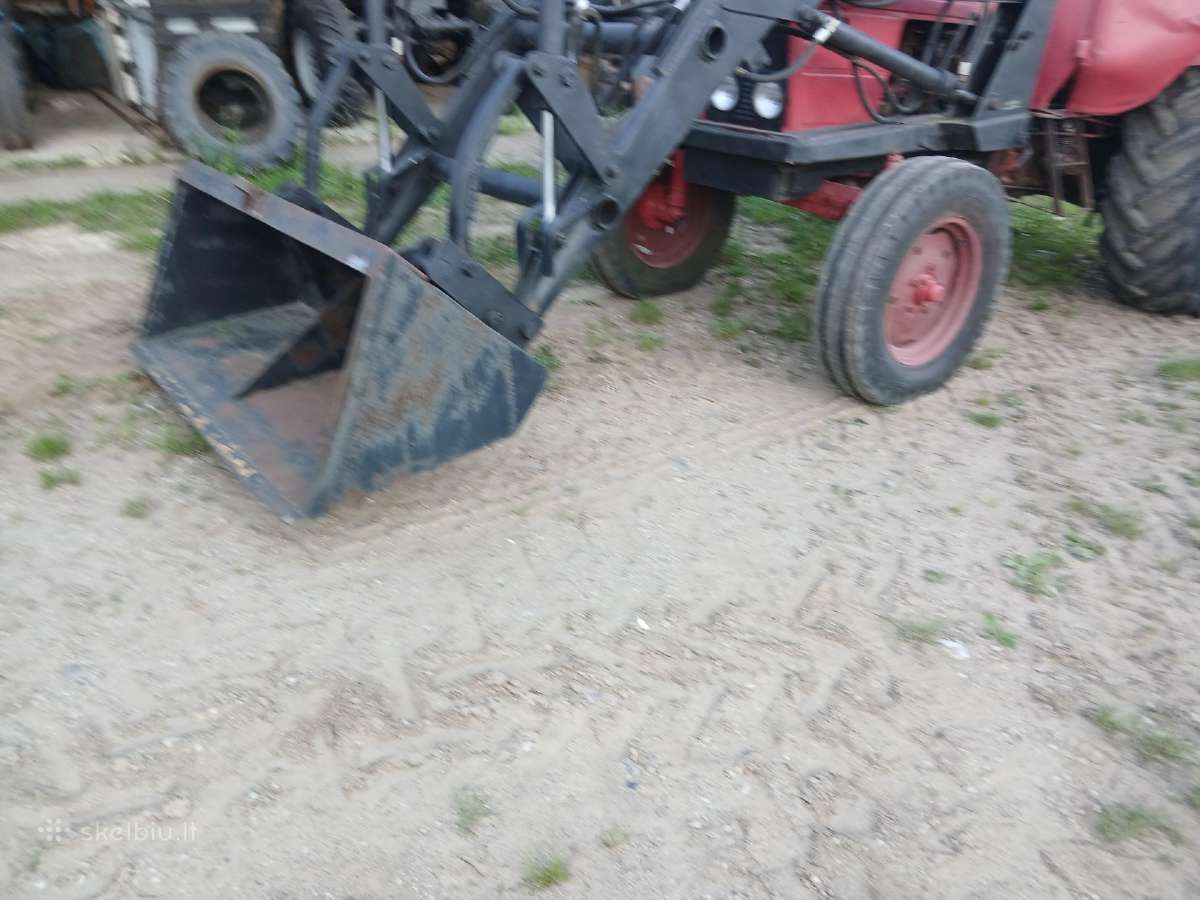 Traktorius Belarus Mtz 50 variklis 80 Su Krautuvu
