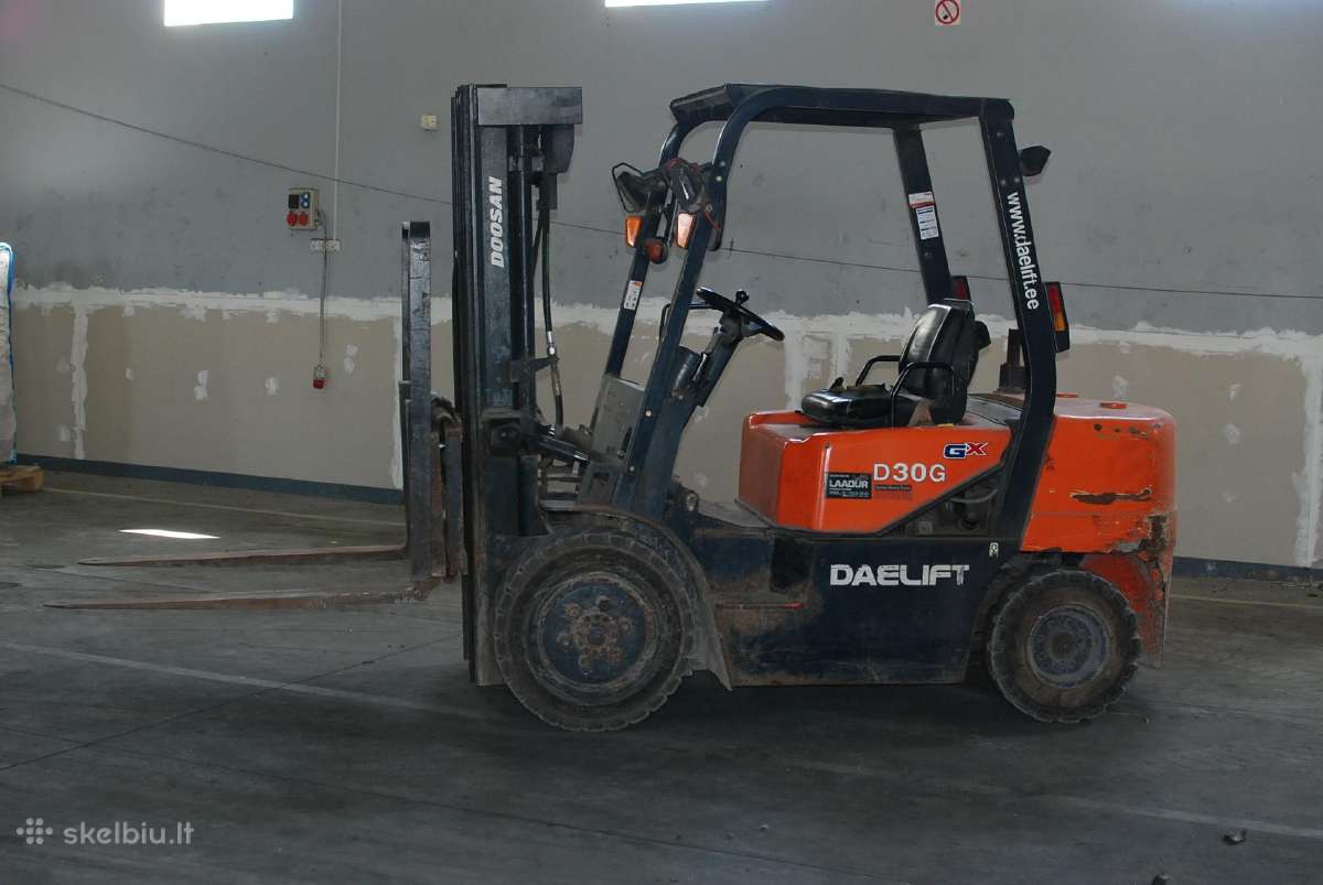 Pakrautuvas Doosan D30g