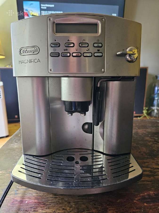 Kavos aparatas Delonghi Eam4200