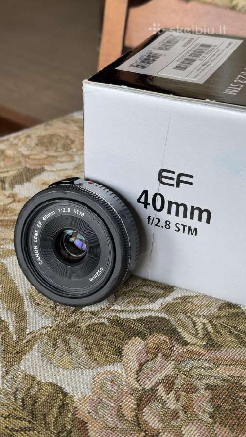 Canon 40mm f/2.8 Stm