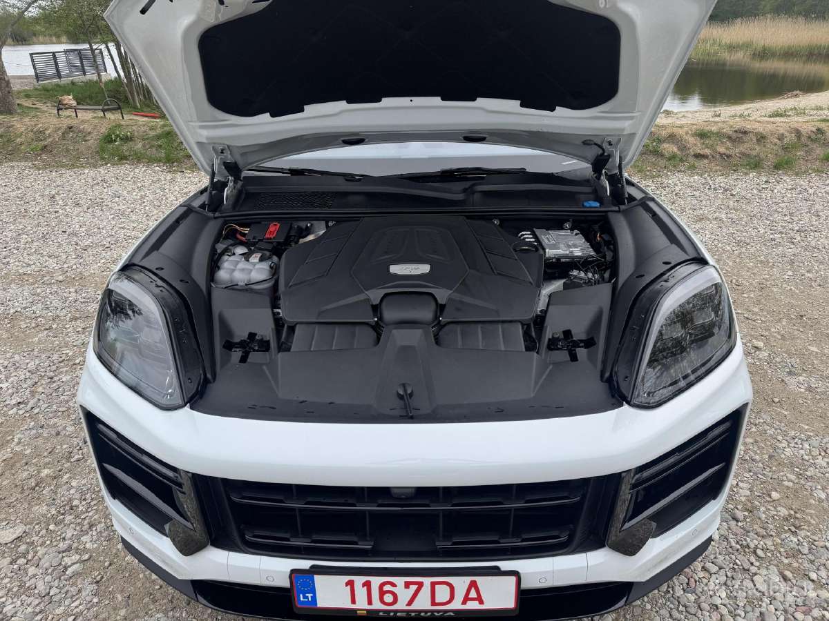 23 Porsche Cayenne S Platinum Edition Awd - nuotraukos Nr. 5