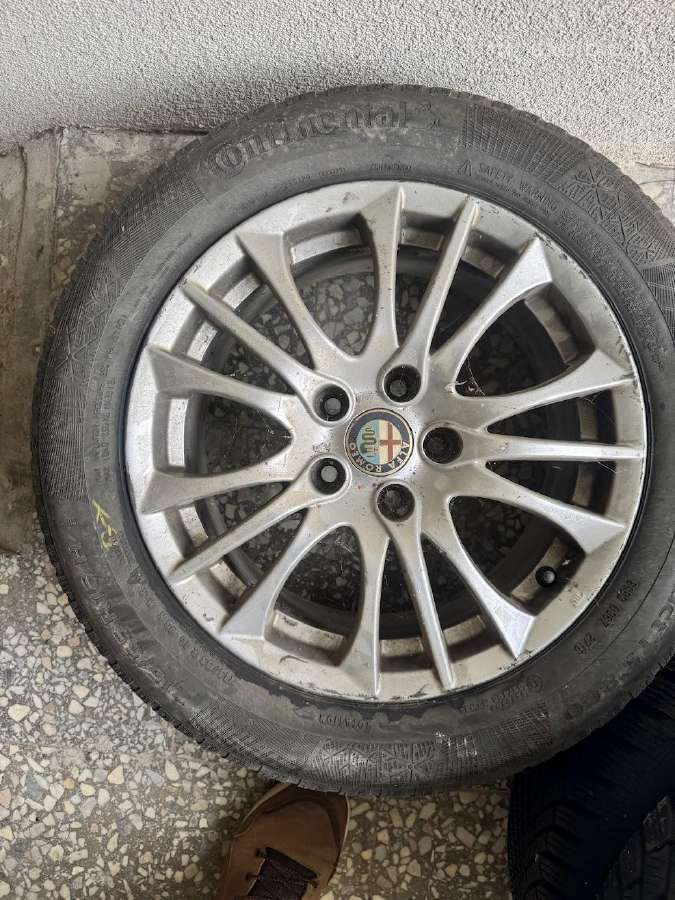 Alfa Romeo 159 R16 ratlankiai su žieminem padangom