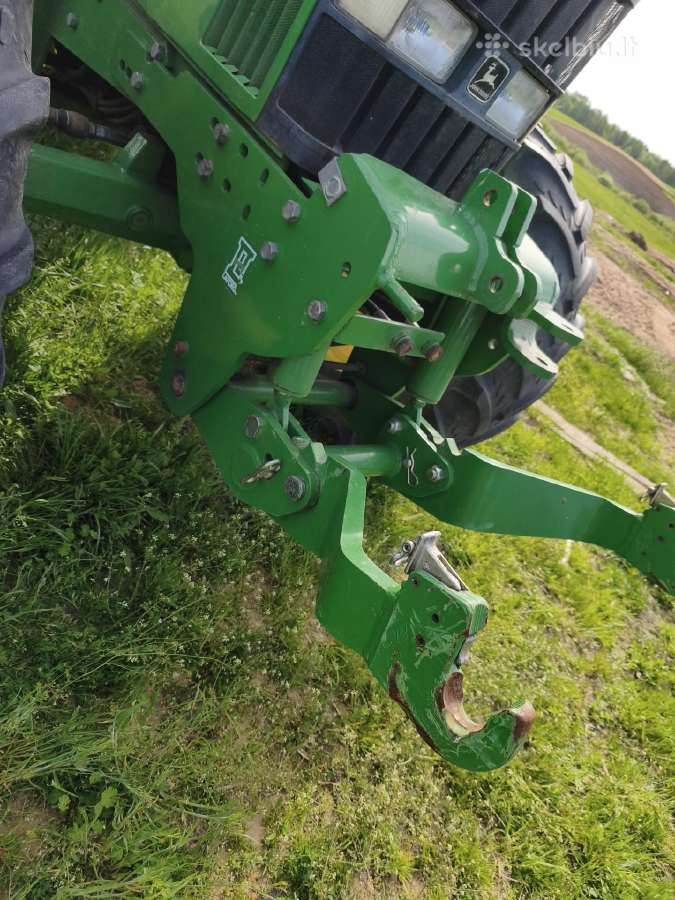 John Deere priekinė pakaba