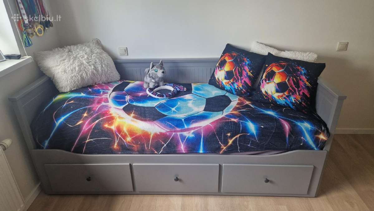 Parduodu Hemnes dvivietę lovą