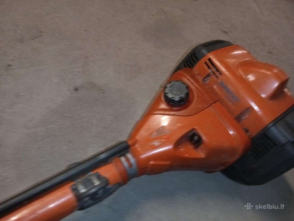 Husgvarna 545 fxt krūmapjovė