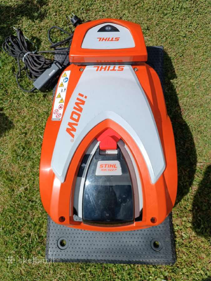 Stihl vejos robotas