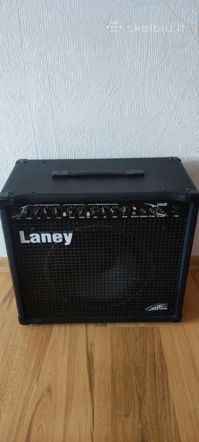 Gitarinis kūbas Laney Lx65r