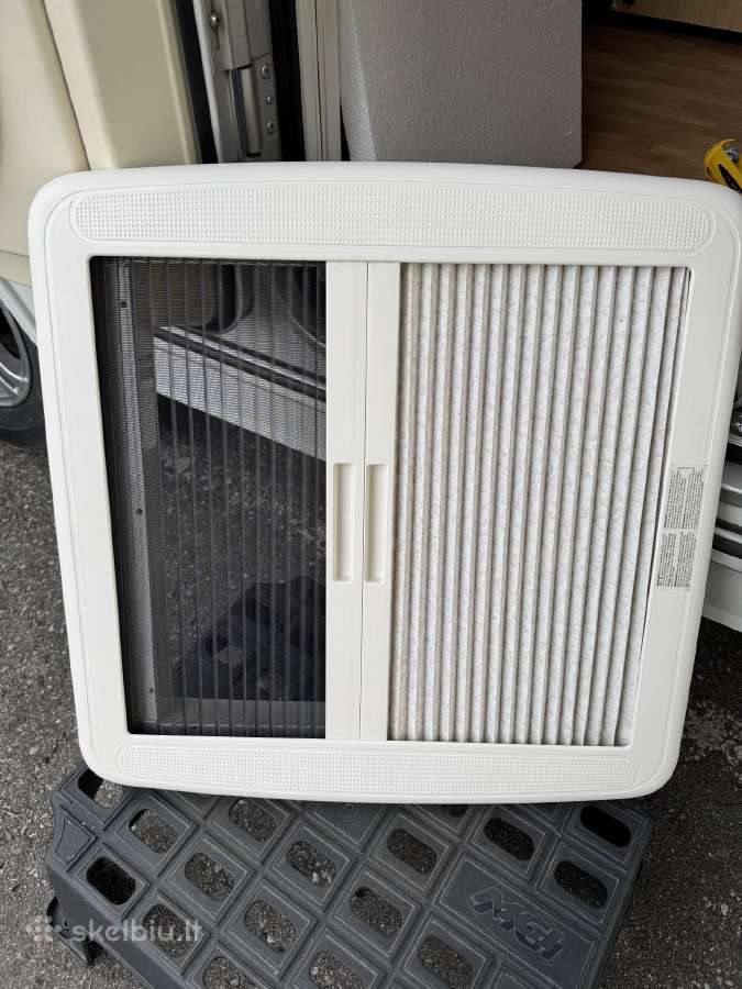 Dometic micro Heki 40x40 apatinė dalis