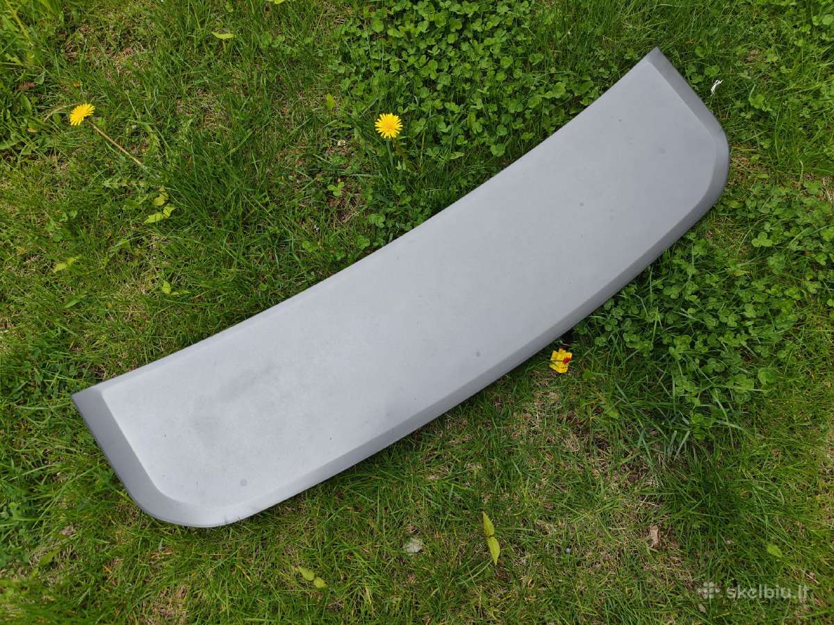 Land Rover kapoto oro pagalvė (Pedestrian Airbag)