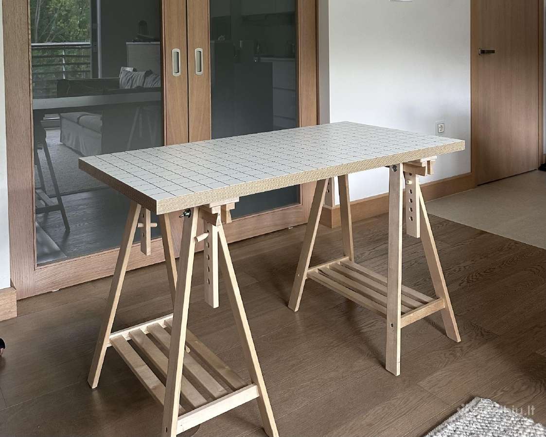 Ikea rašomasis stalas