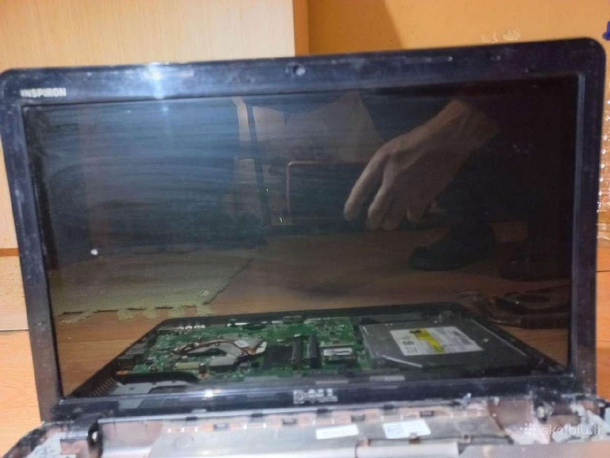 Dell Inspiron M5030 ir Asus A52j dalims - nuotraukos Nr. 2