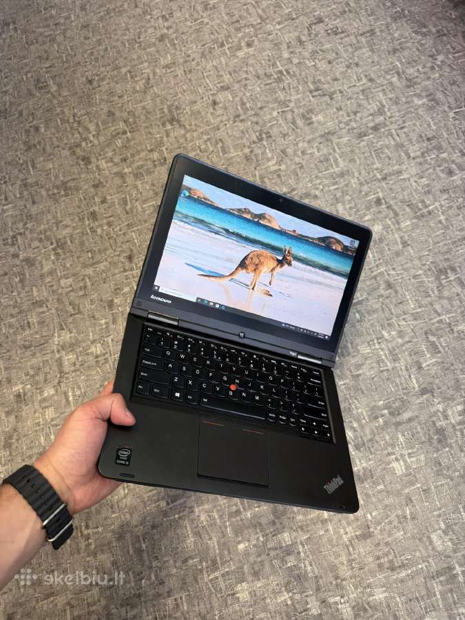 Lenovo Thinkpad Yoga i5/8ram/256gb SSD