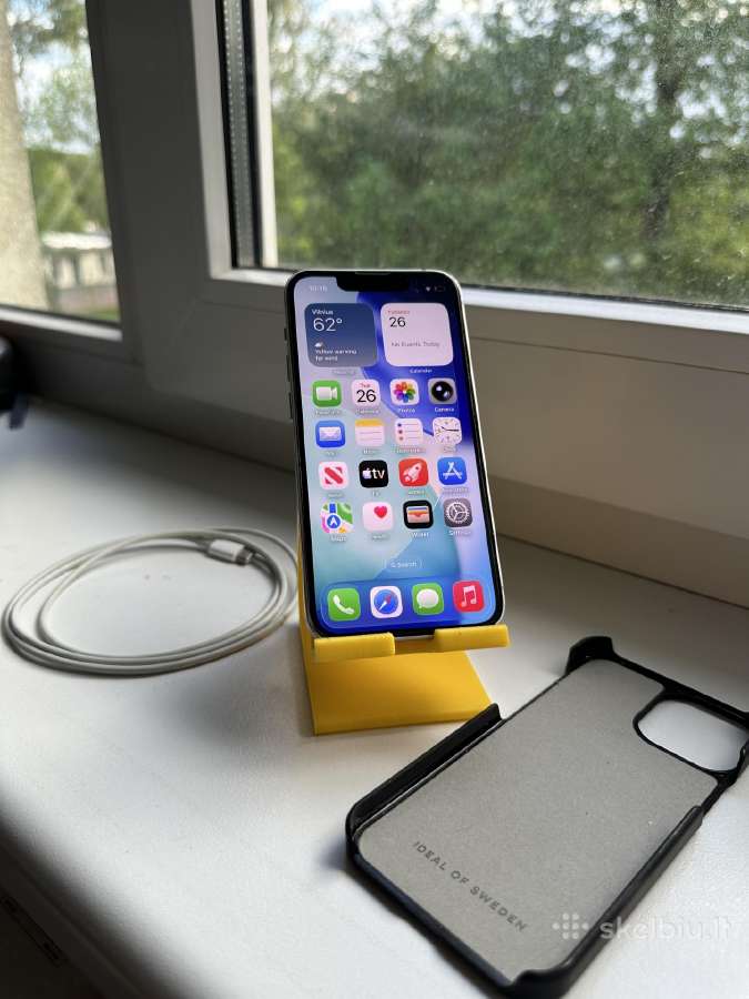 iPhone 13 mini