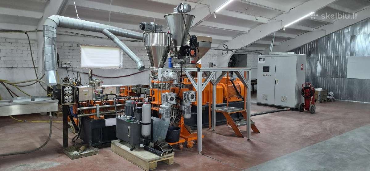 Plastiko ( compound ) granulių ekstrudijos linija