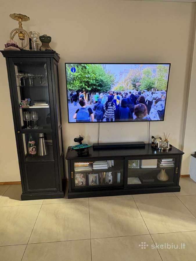Ikea TV staliukas ir indauja