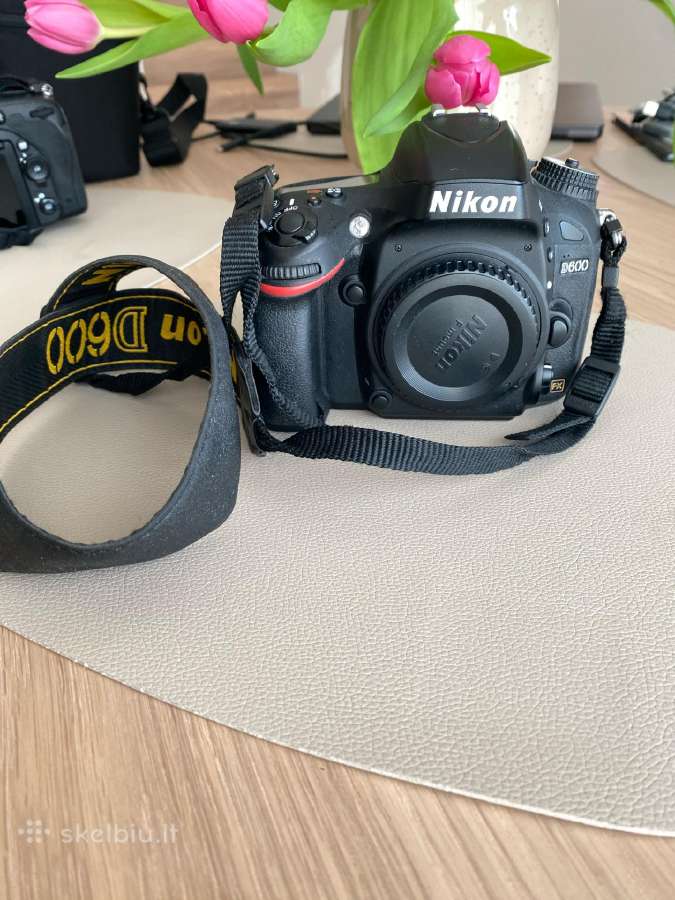 Nikon d600