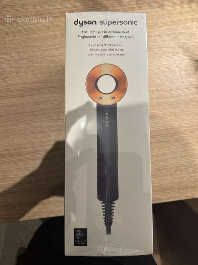 Orginalus ir Naujas Dyson Supersonic