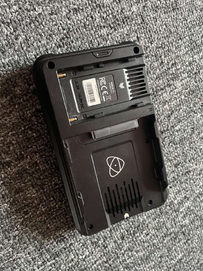 Atomos ninja V+ dalims
