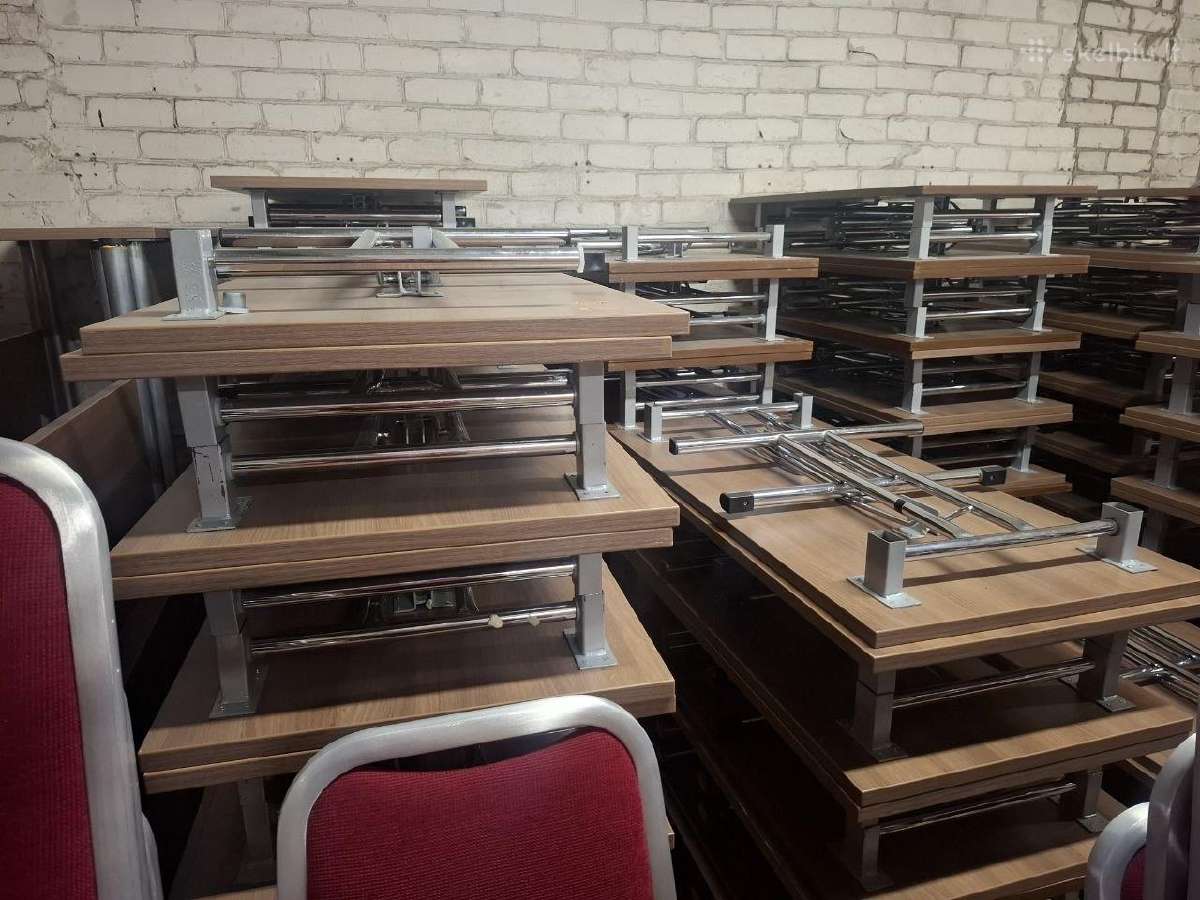 Daug konferenciniai sulankstomi stalai ir kėdės. - nuotraukos Nr. 5