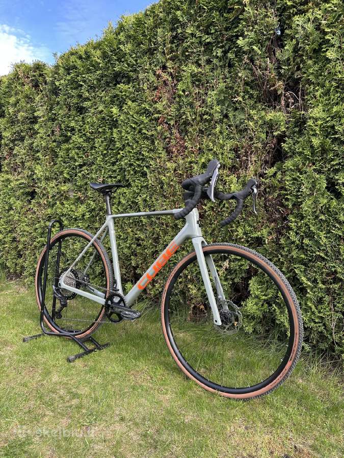 Cube gravel carbon, L dydis, 1x12 GRX, 2024m.