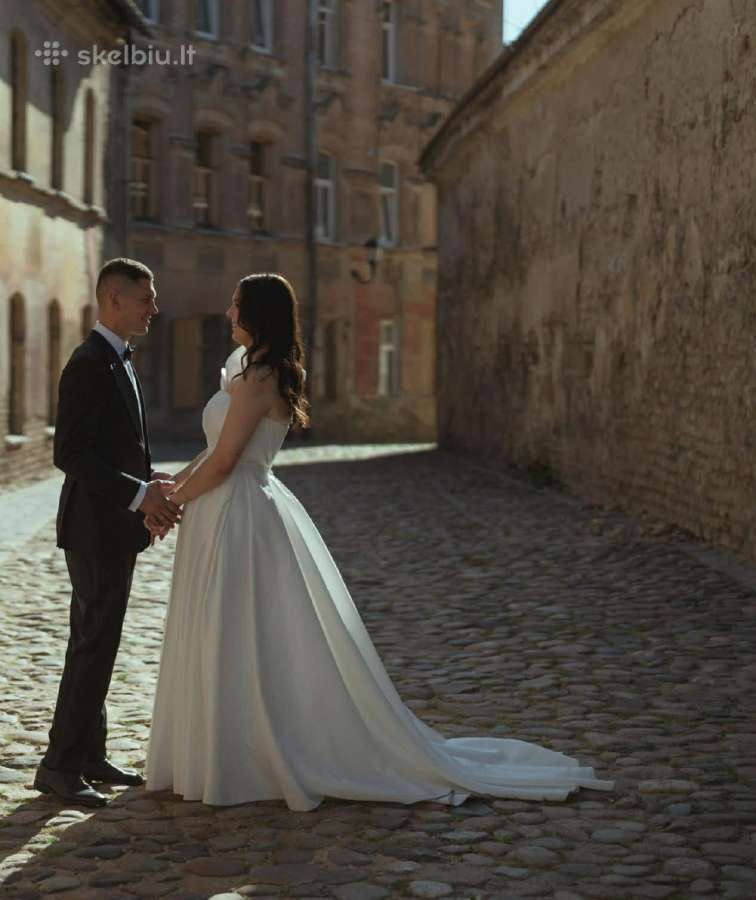 Vestuvinė suknelė