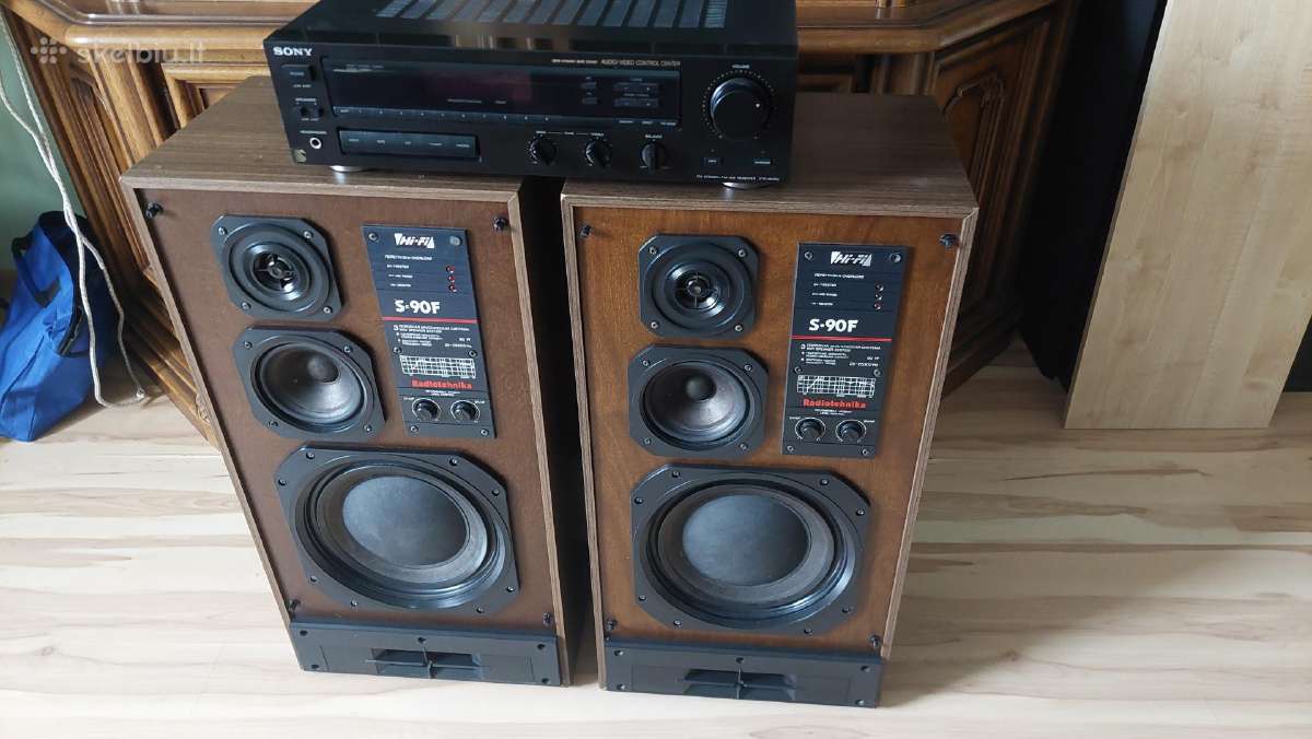 Radiotehnika S-90f su Sony Str - Av270