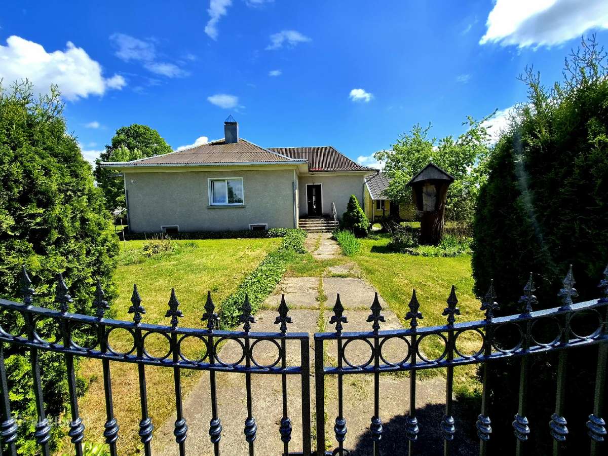 Namas Aukštupių kaime, Tauragės rajone.