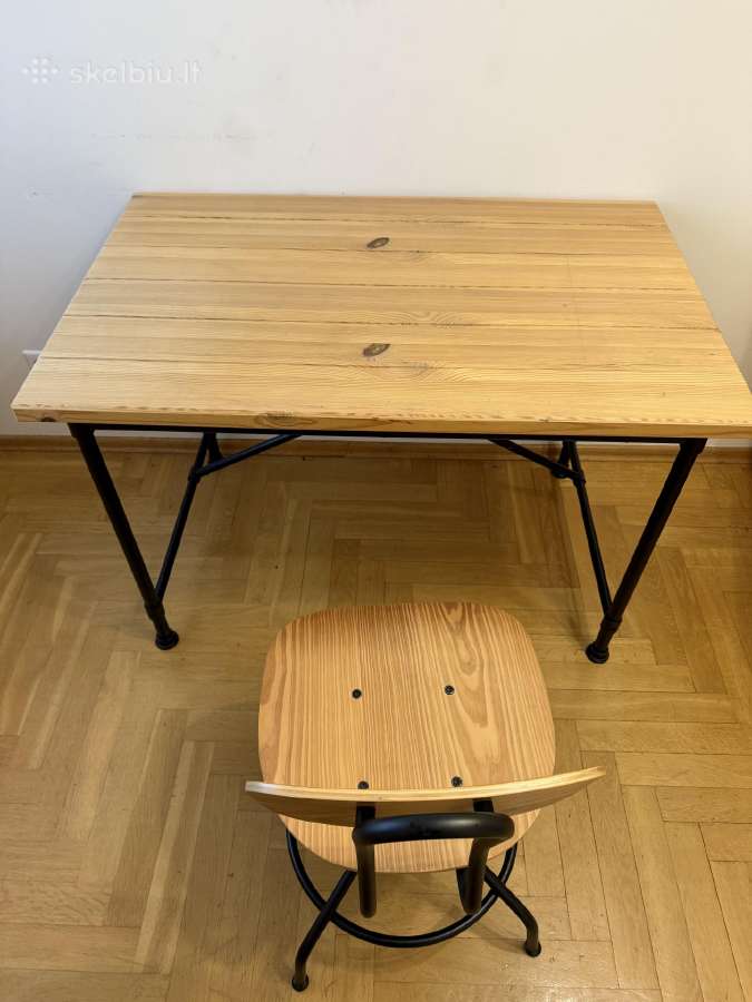 Ikea Kullaberg rašomasis stalas ir kedė