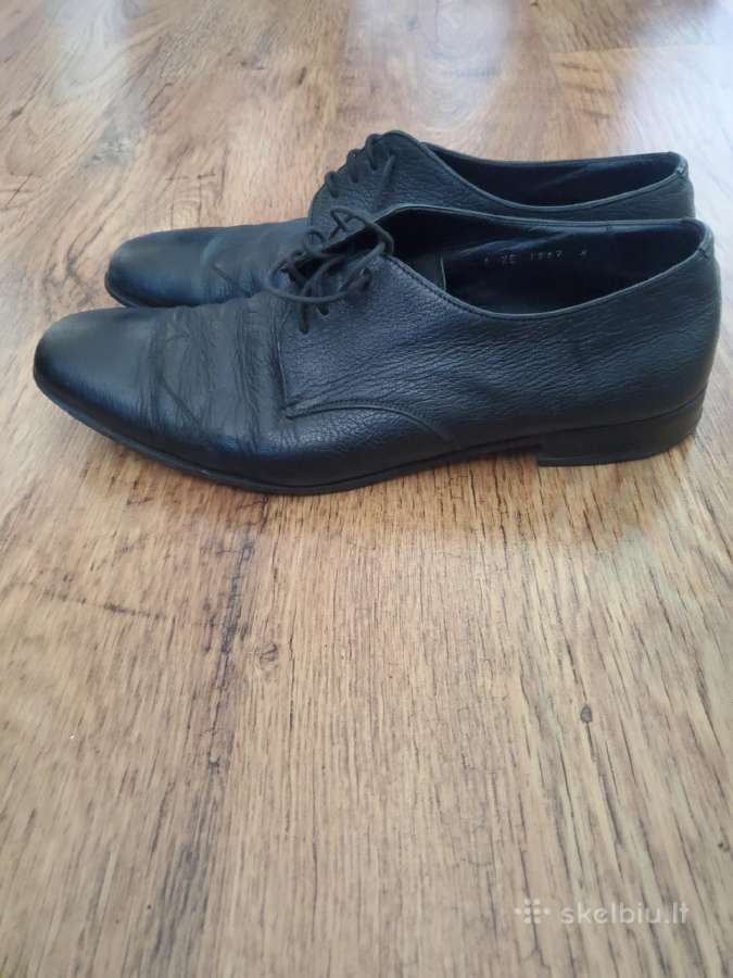 Prada odiniai batai.