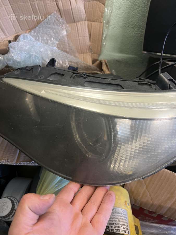 Bmw E60 priekines lempos