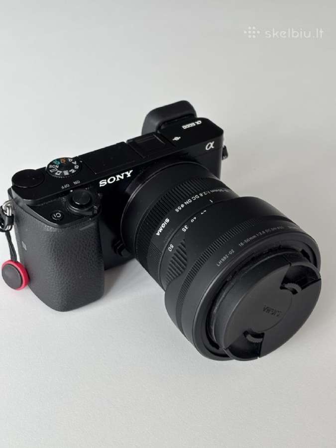 Sony a6000 su Sigma 18-50 F/2.8