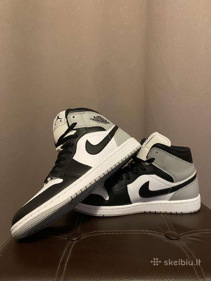 Nike Air Jordan 1 Mid Smoke Light Grey