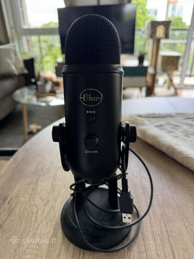 Logitech Blue Yeti mikrofonas